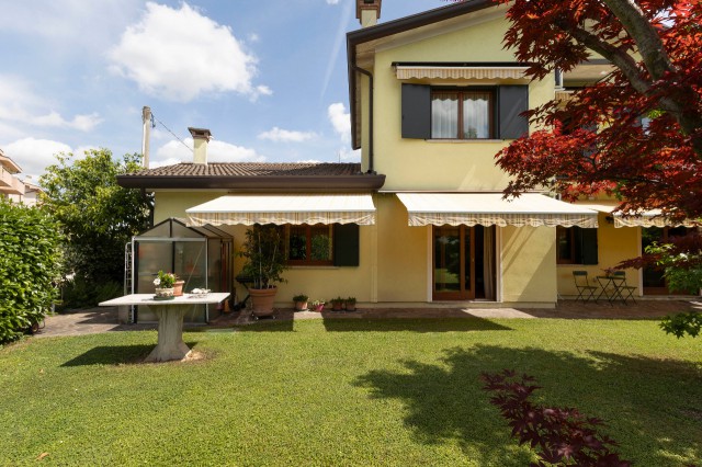 Casa Bifamiliare/Schiera in Vendita a Quarto d'Altino